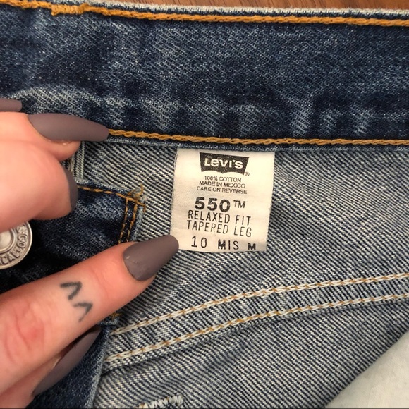 Vintage Levi’s 550 high waist “mom jeans” - dark wash, red tab 80s vintage ❤️💙 - Picture 11 of 14